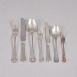 607774 Cutlery set